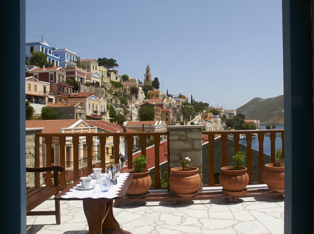 Athina Studios Symi Exteriér fotografie