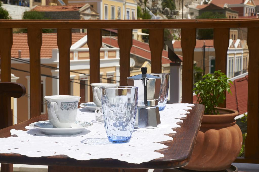 Athina Studios Symi Exteriér fotografie